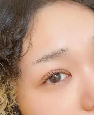 マツエク・マツパ IRIELASH所属・市岡 めいの眉毛・アイブロウイメージ