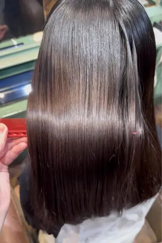 ロング Monan 新宿所属・ケイジ✨透明感 /艶カラー✨のヘアスタイル