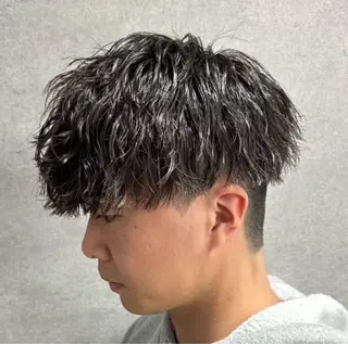 ショート パーマ メンズ 🖤Ayumi🖤 メンズ特化❤️‍🔥のヘアスタイル