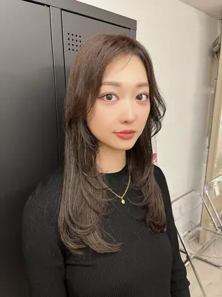 ロング JIL BLAN 京都所属・RU RIのヘアスタイル
