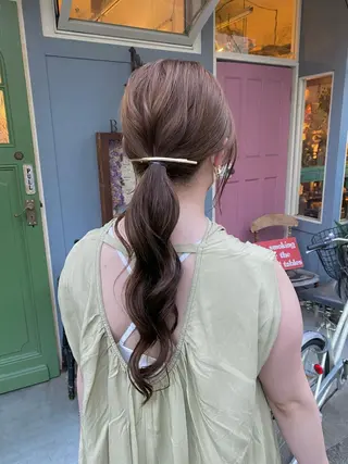 ロング ヘアアレンジ ヤスザトアヤノ ／レイヤー／オリーブのヘアスタイル