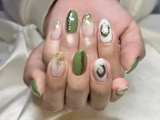 ネイル マツエク・マツパ アイブロウ Nail&eye Belire 新宿のネイルデザイン
