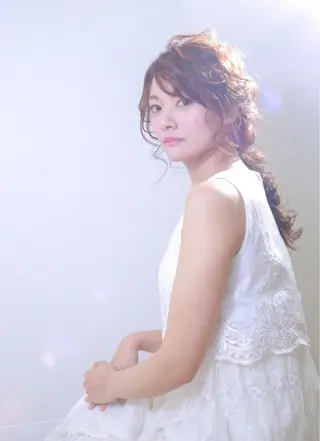 ロング ヘアアレンジ 伊藤 裕貴のヘアスタイル