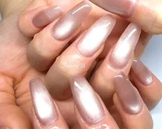 ネイル ネイルサロン Friday 21所属・ネイルサロン Friday 21のネイルデザイン