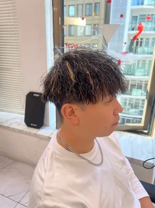 ショート カラー パーマ メンズ 韓国レイヤーカット /REIのヘアスタイル