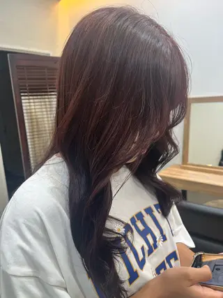 セミロング カラー 黒川 綾音のヘアスタイル