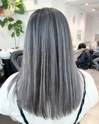 ロング カラー JIL BLAN 京都所属・RU RIのヘアスタイル