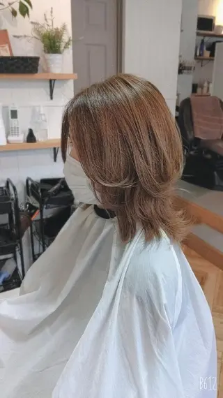 セミロング 中野 雅子のヘアスタイル