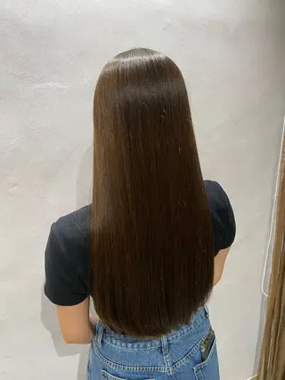 カラー aya / カットカラーのヘアスタイル