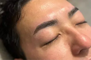 アイブロウ 【ena】 YUKOのマツエク・マツパデザイン