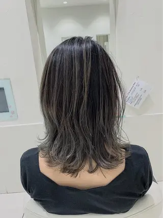 カラー MERu所属・MERu/高橋裕之 /レイヤー/艶カラーのヘアスタイル