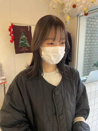 セミロング カラー Koto🌿 ブリーチなしカラーのヘアスタイル