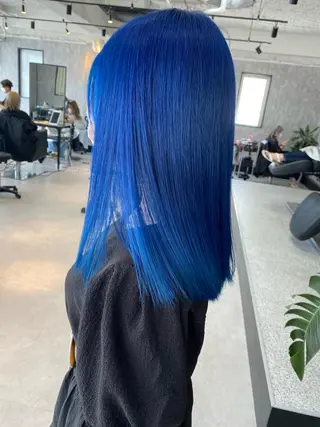 セミロング カラー 吉田 航のヘアスタイル