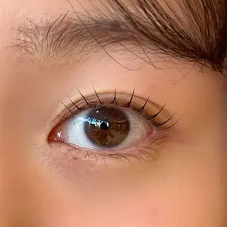 マツエク・マツパ 伊藤 茉椰のヘアスタイル