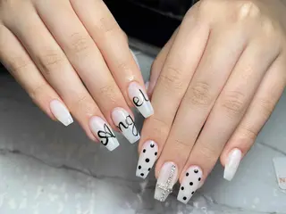 ネイル 💕鈴木ユリ パラジェル/オフ無料のネイルデザイン