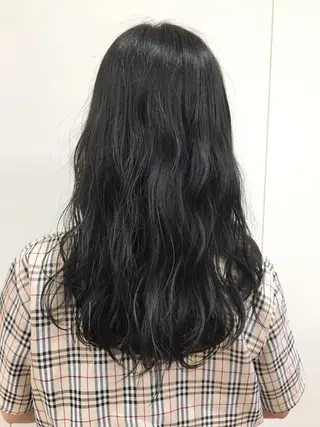 セミロング カラー ケアブリーチ 坪井佑樹のヘアスタイル
