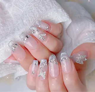 ネイル Lyna 池袋のネイルデザイン