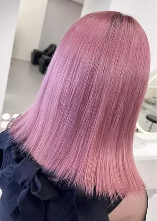 セミロング カラー Iris所属・ハイトーン特化サロン 💎MOCA💎のヘアスタイル