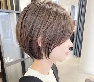 ショート レイヤー小顔ショート 吉田ジョウのヘアスタイル