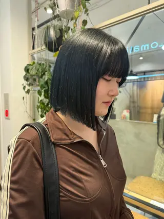 ショート カラー ミルクティー× グレージュMOMOのヘアスタイル