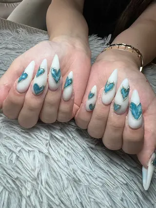 ネイル シェヌネイル JURAのネイルデザイン