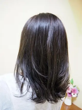セミロング fuuga春日部店所属・艶髪髪質改善🐰🫧 ai🩵のヘアスタイル