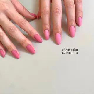 ネイル BONHEUR Annaのネイルデザイン