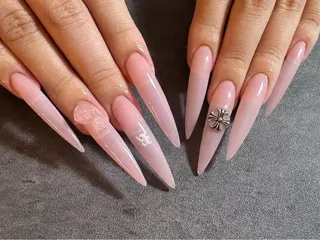 ネイル Rose lash所属・Roselash Rukiのネイルデザイン