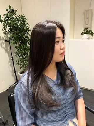 ロング 細田 碧のヘアスタイル