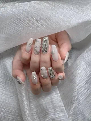 ネイル Lee Nailsのネイルデザイン
