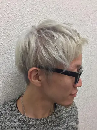 メンズ YASUHIRO グレージュ/メンズのヘアスタイル