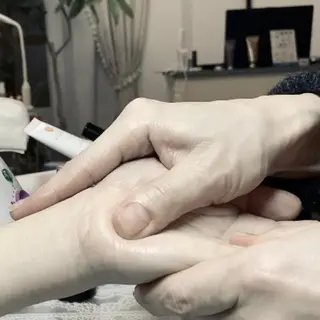 ネイル ハンドケア&ネイルケア桃の木所属・ケアリスト🍀 マリユキのネイルデザイン