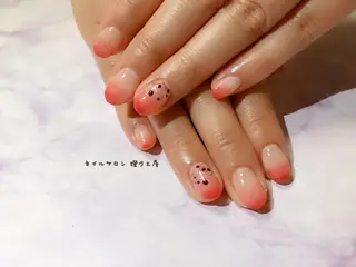 ネイル 伊藤 美里のネイルデザイン