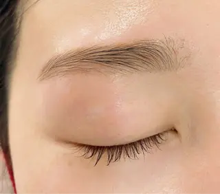 アイブロウ rich to 井上　千鶴のマツエク・マツパデザイン