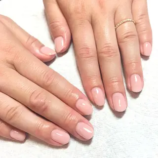 ネイル THECOLORS所属・近貞 莉奈のネイルデザイン