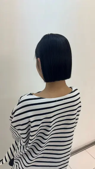 ショート カラー い な み ま なのヘアスタイル