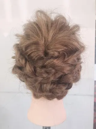 ヘアアレンジ 塔崎 りこのヘアスタイル