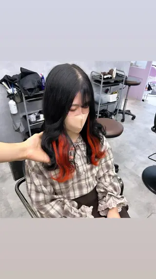 セミロング Hui.所属・縮毛矯正・髪質改善 特化 出納 直起のヘアスタイル