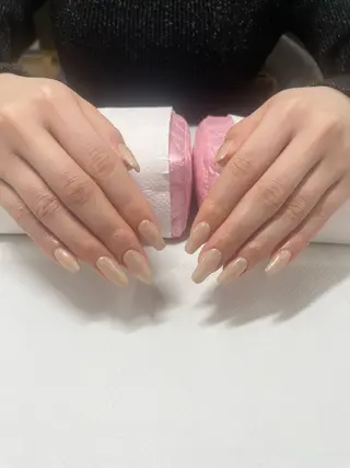 ネイル anna 🤍🌷 MAXKELLYのネイルデザイン