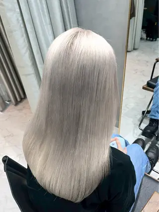 ロング カラー ハイトーン/韓国風/ 艶髪/吉祥寺のヘアスタイル