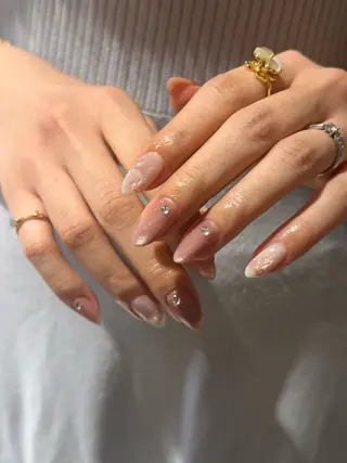 ネイル la  vela Tokyo所属・金子 芽梨愛のネイルデザイン