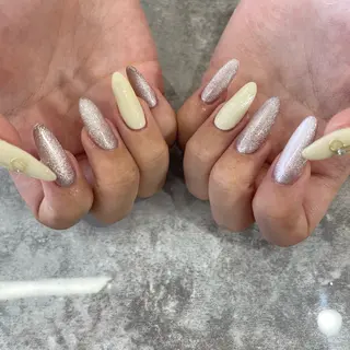 ネイル 澤田 葵のネイルデザイン