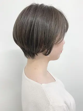 ショート カラー 色白に見える暗髪 梅田・増田のヘアスタイル