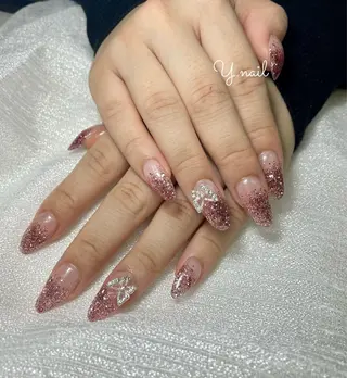 ネイル Feliz所属・Feliz 楽しいネイルサロンのネイルデザイン