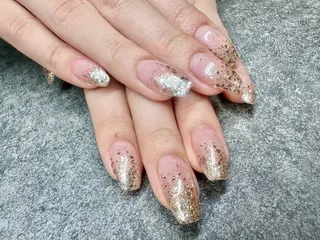 ネイル Re :eight Nail所属・NISHIOKA FUKUMIのネイルデザイン