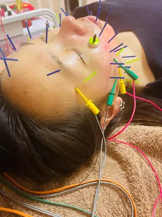 美容鍼灸サロン mahoroba院長のエステ・リラクイメージ