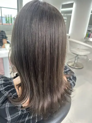 ミディアム ならざきつぐみ /天王寺/ハイトーンのヘアスタイル