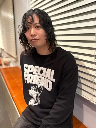 ミディアム パーマ メンズ 優作 〜圧倒的信頼〜のヘアスタイル