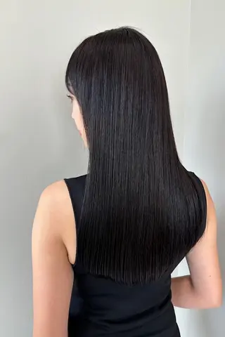 セミロング 代表 玉城孝徳のヘアスタイル