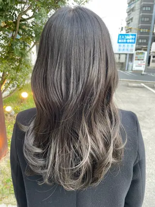 ロング カラー WISTARIAFIELD Villa所属・WISTARIA FIELD坂本結希奈のヘアスタイル